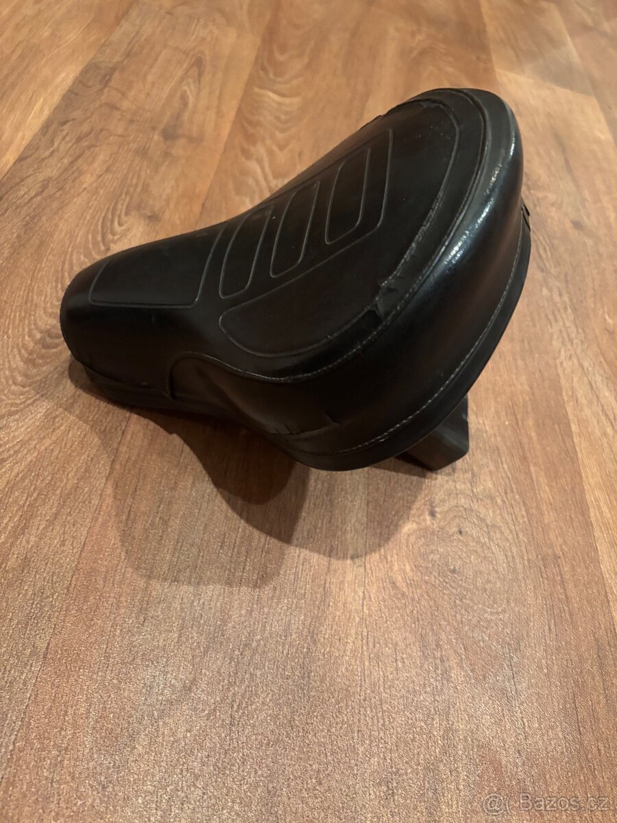 Sedlo Babetta 210 - 4