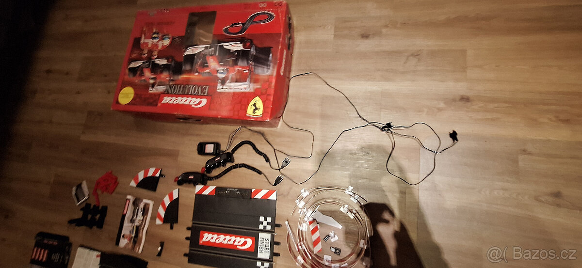 Autodráha Carrera Ferrari Duel - 4