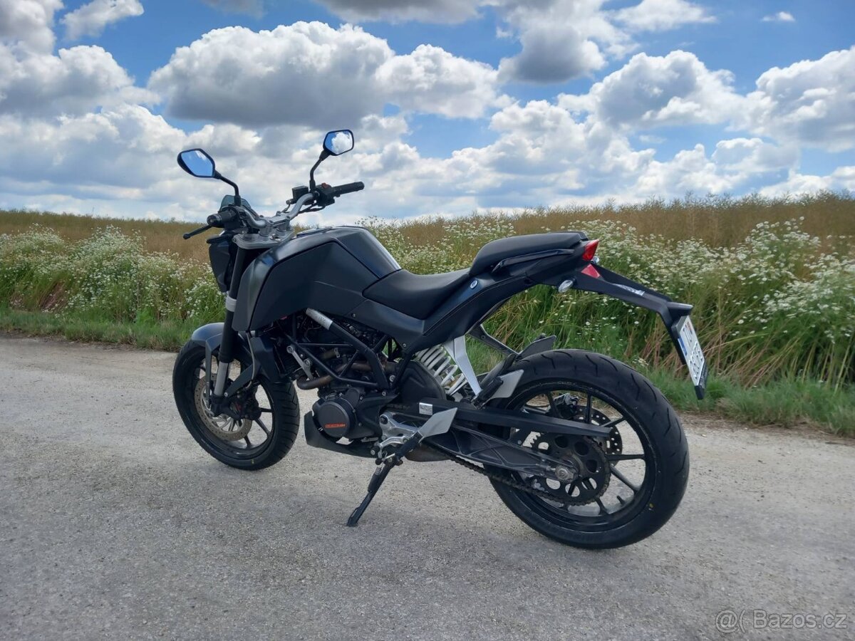 KTM Duke 125, manuál - 4
