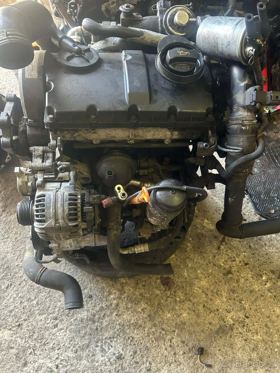 Prodám motor 1.9TDi 85kw AUY - 4