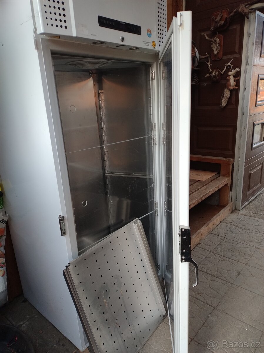 Prodám prúmyslový mražák - 4