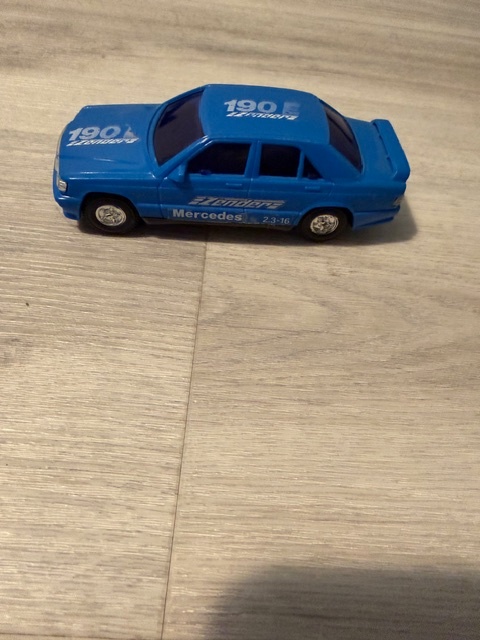 Retro hračky, plastové, kovové - 4