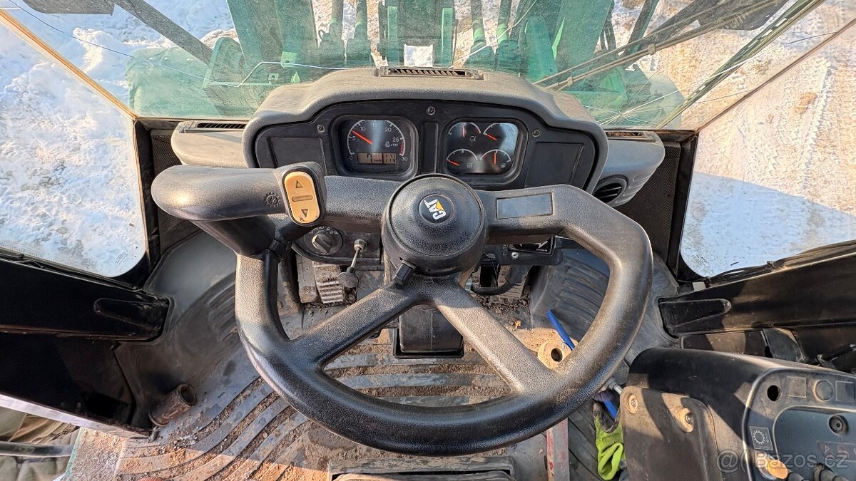 Prodám nakladač CAT 950H - 4