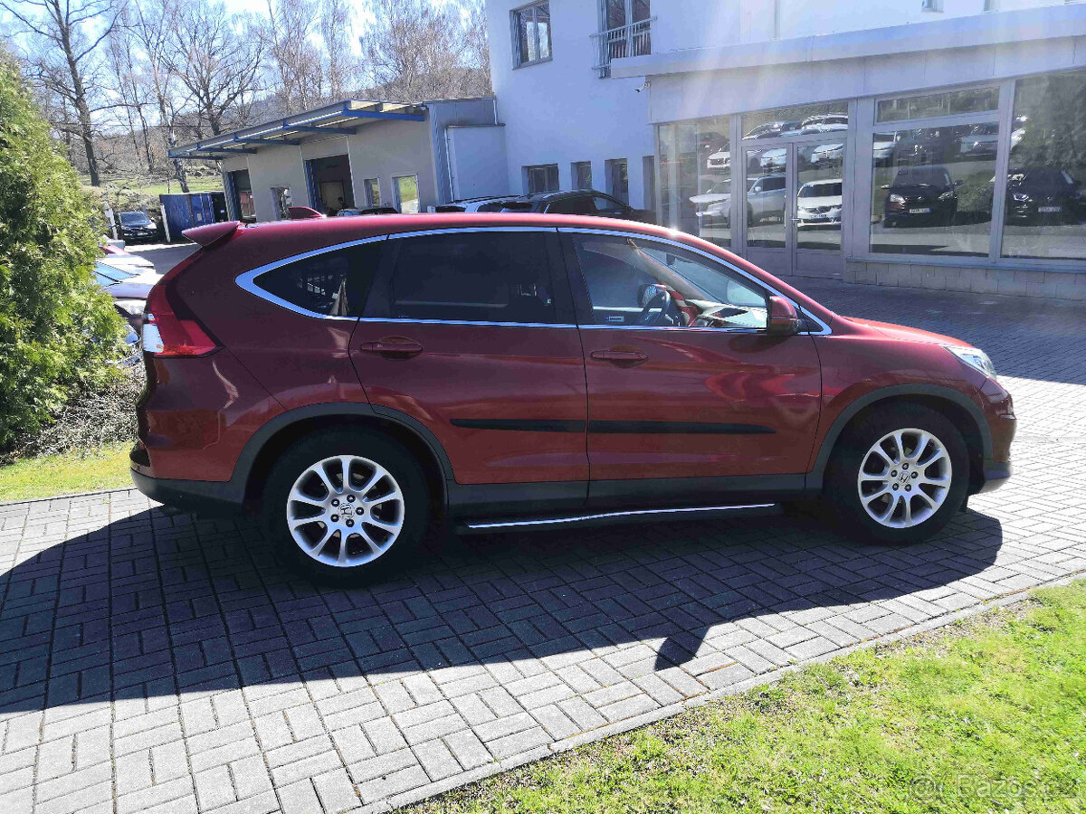 Honda CR-V 2.0 i-VTEC Elegance 4x2 - 4