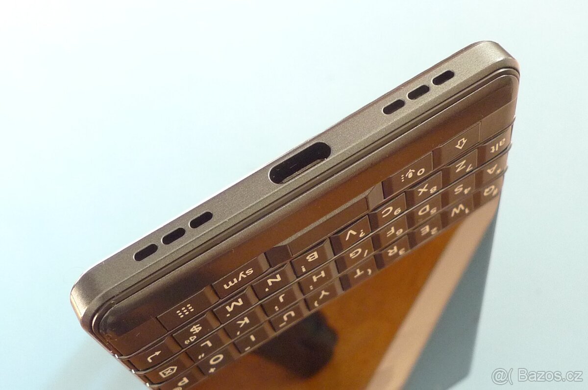 Blackberry Key2 LE - 4