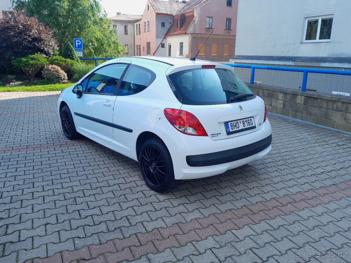 Peugeot 207 1,4i 55KW - 4