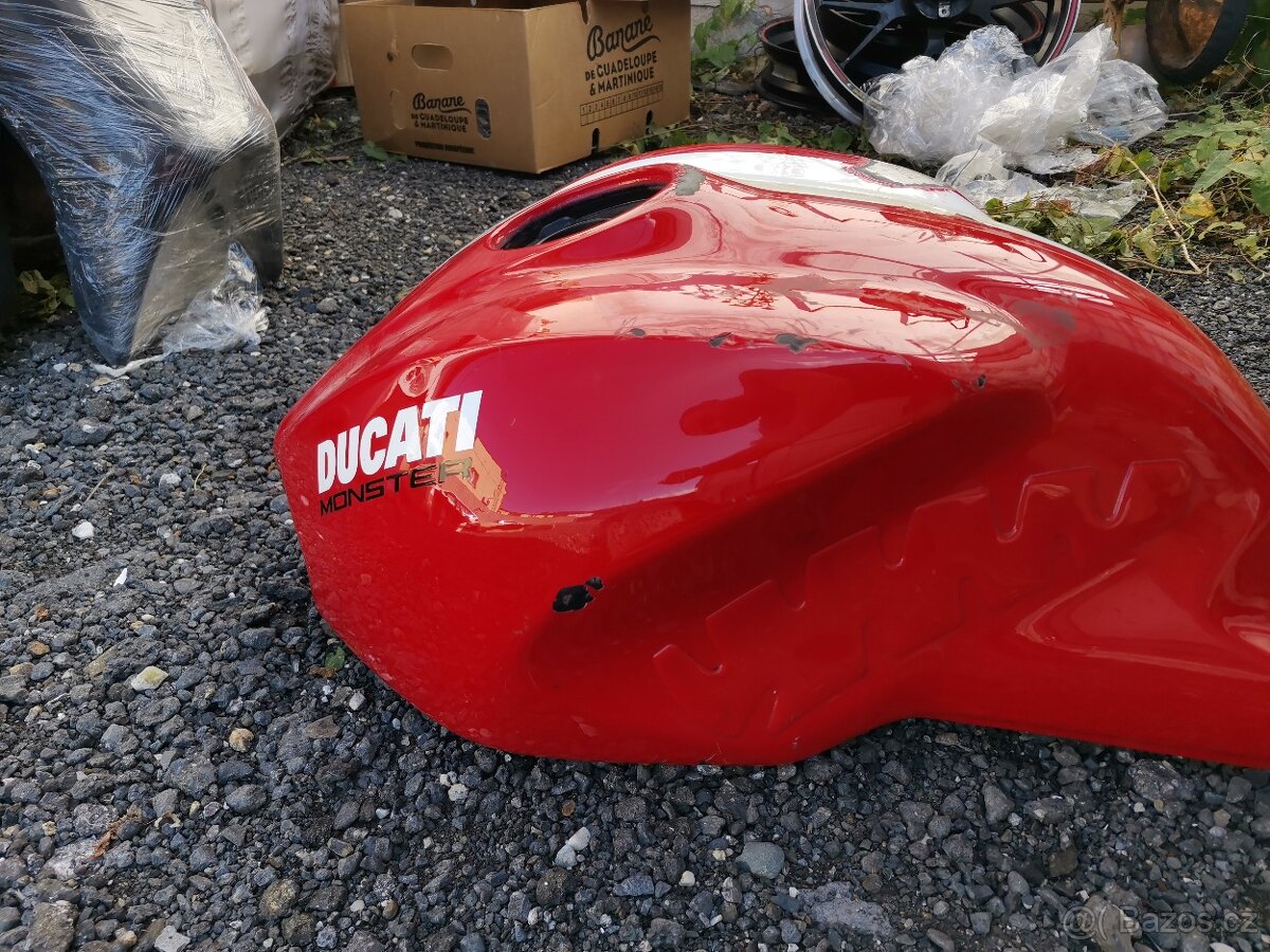Ducati Monster 821 Soubor dílů - 4