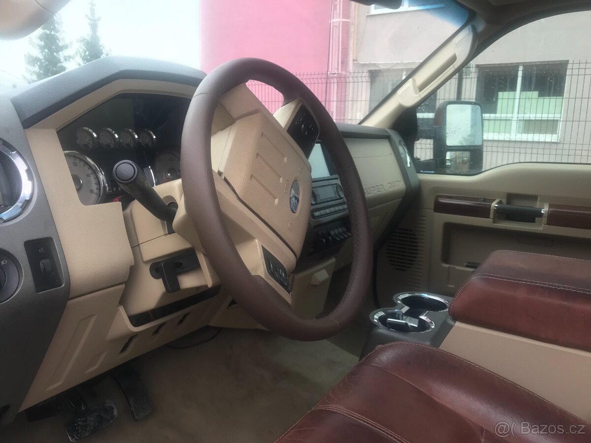 Predám Ford F250 King Ranch turbodiesel 4x4