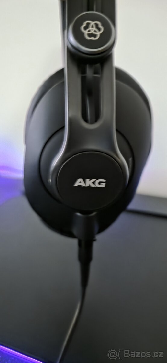 Sluchátka AKG K371-BT - 4