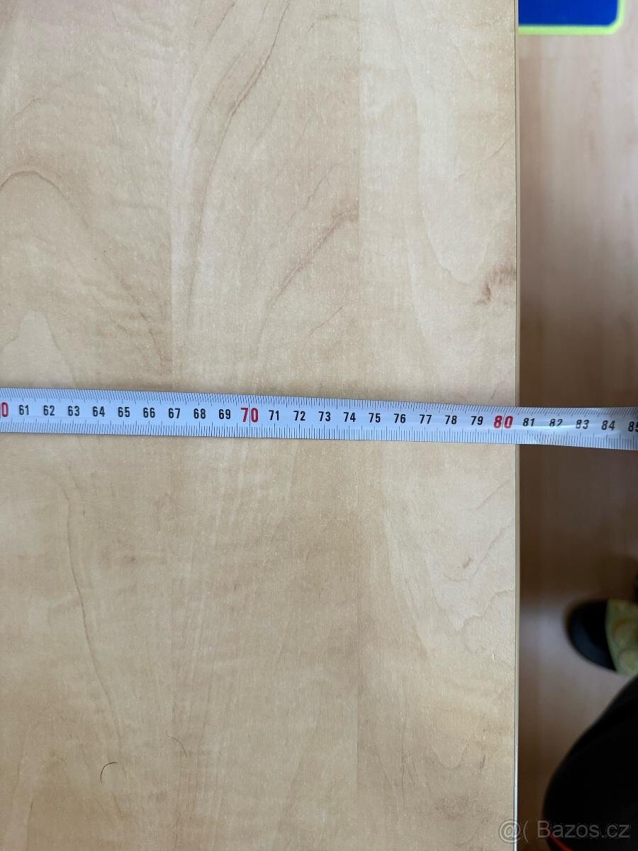 Psací stůl 1100 × 800 mm praktický a pevný - 4