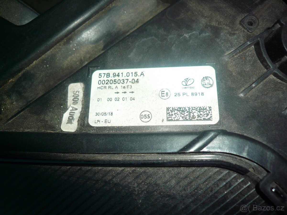 ŠKODA KAROG PŘEDNÍ SVĚTLA - 4