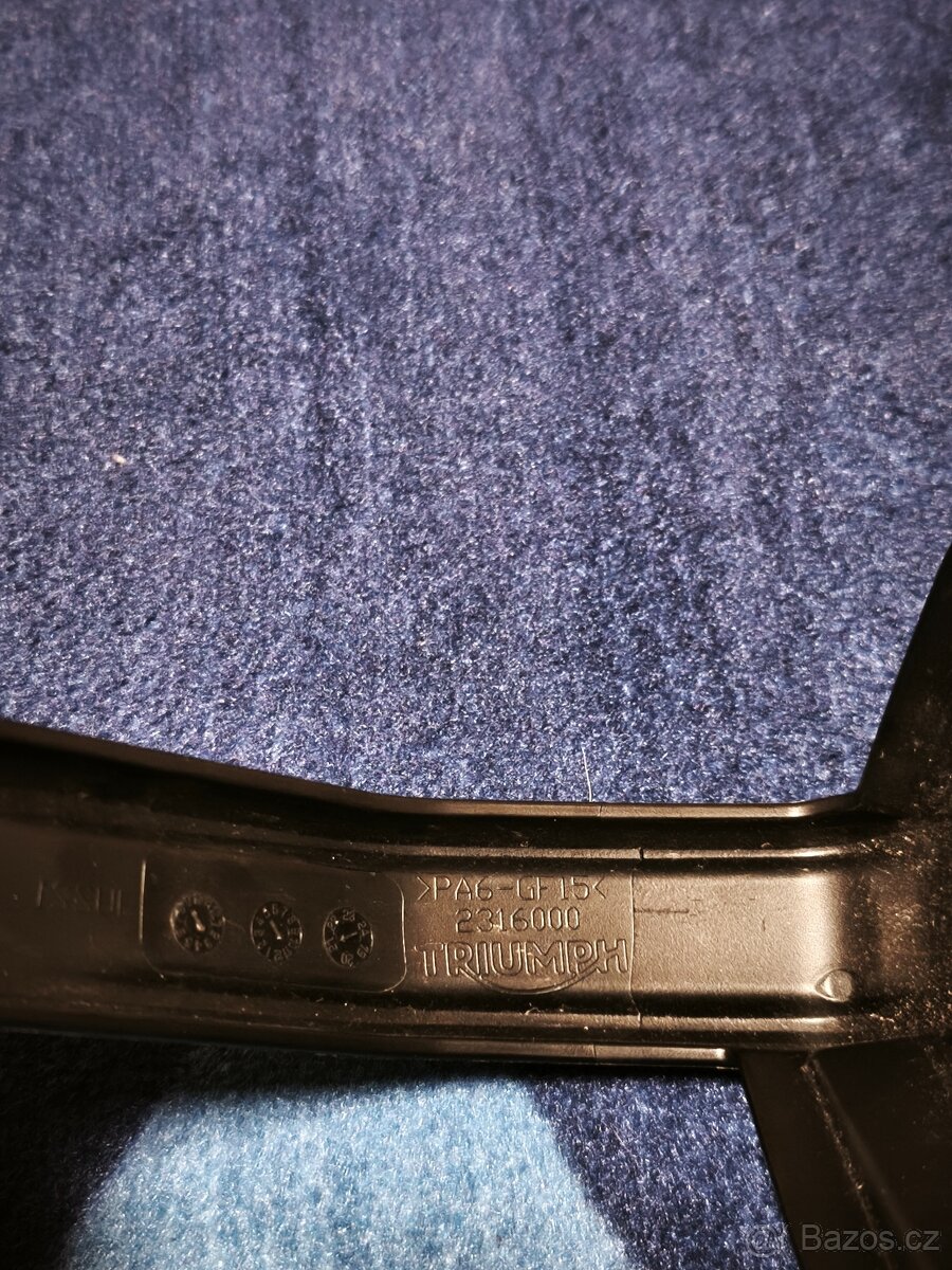 Triumph Tiger 900 - 4