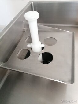 Řezačka masa Talsa 114W - 4