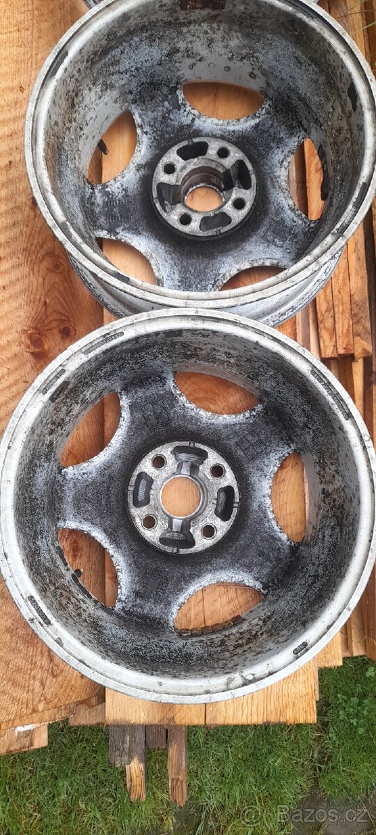 Elektrony na Renault - 4