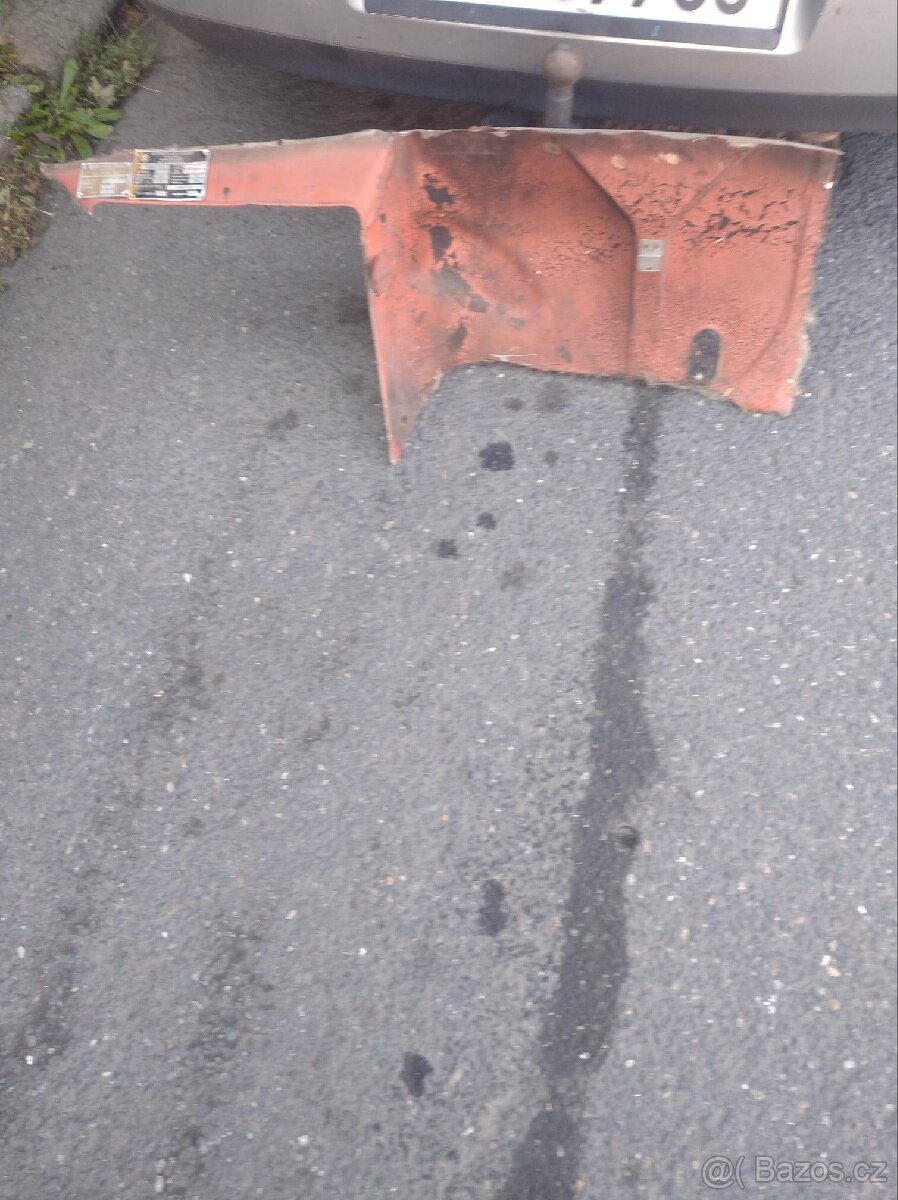 Skoda 110R číslo kar. plech štítky - 4