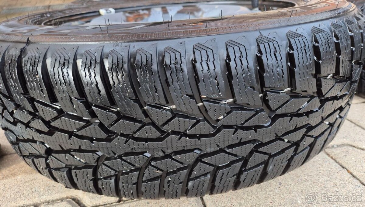 Plechové disky + pneumatiky - 4