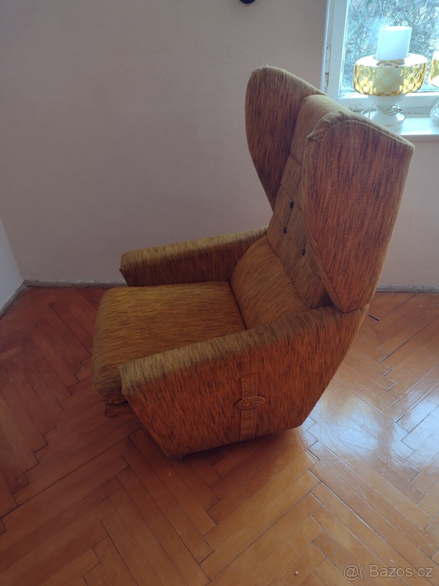 Retro křeslo ušák hořčicová barva velmi zachovalé - 4