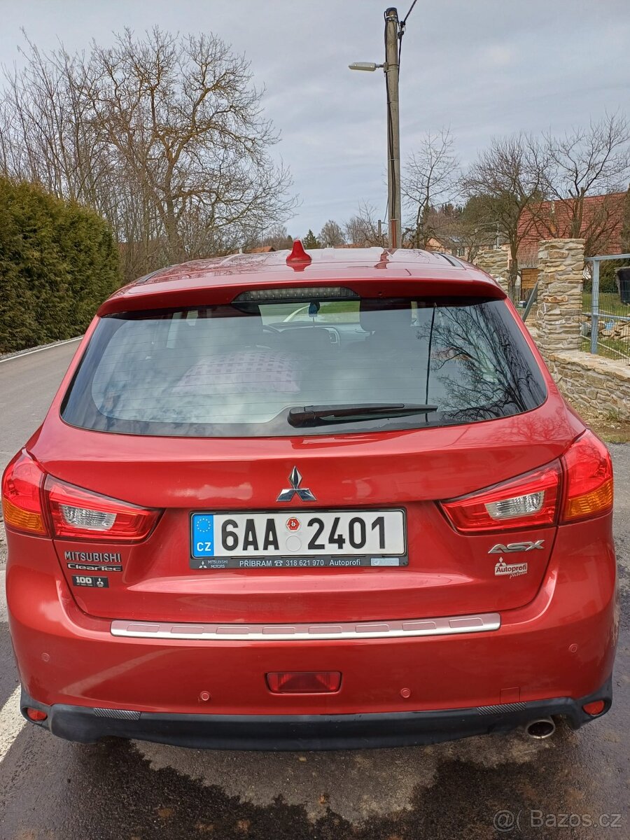 Mitsubishi ASX - 4