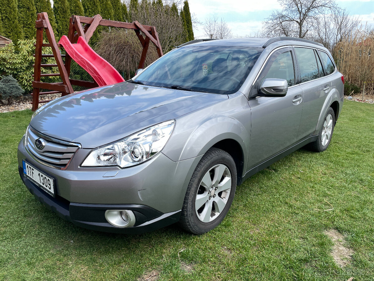Subaru Outback 2.5I 4x4 automat benzín - 4