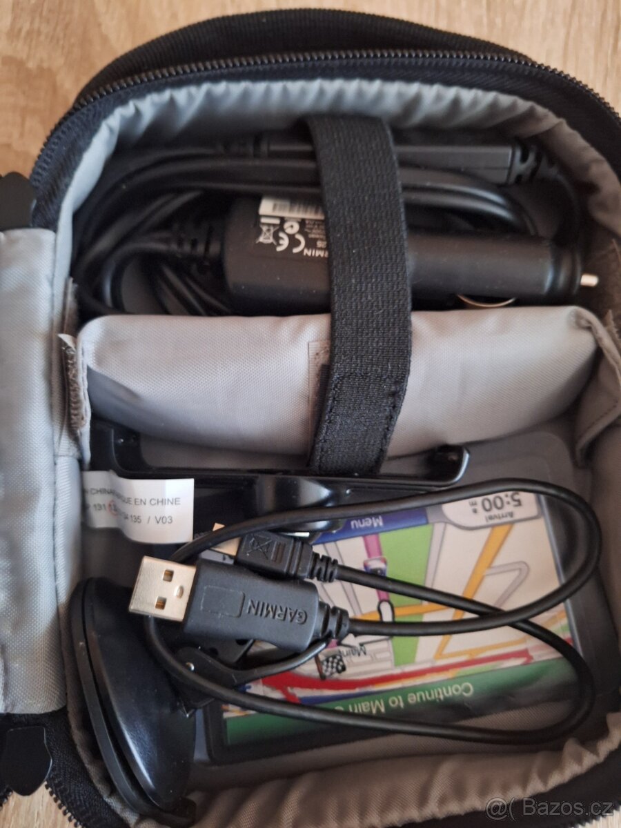 GPS navigace Garmin Nüvi 1490T Lifetime - 4