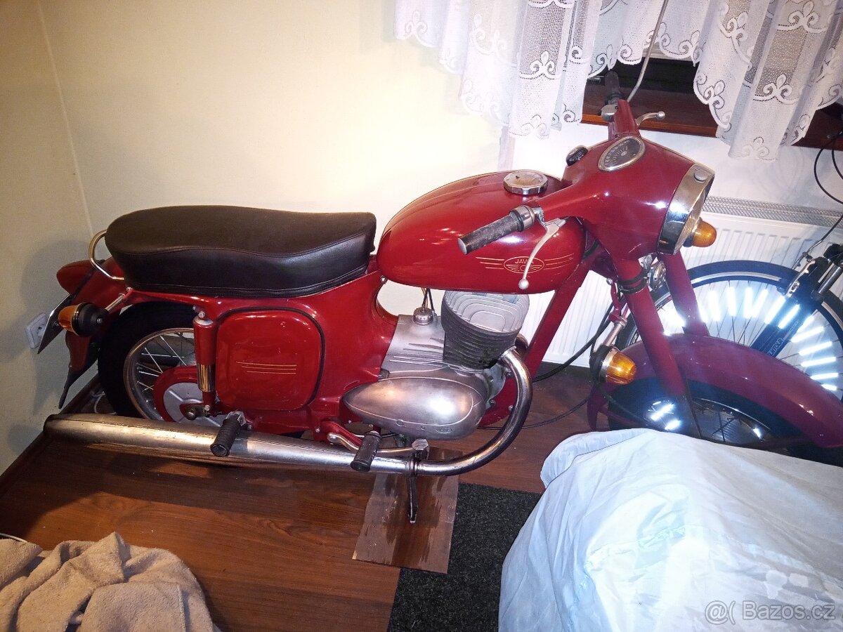 Jawa 250 Panelka 559 - 4