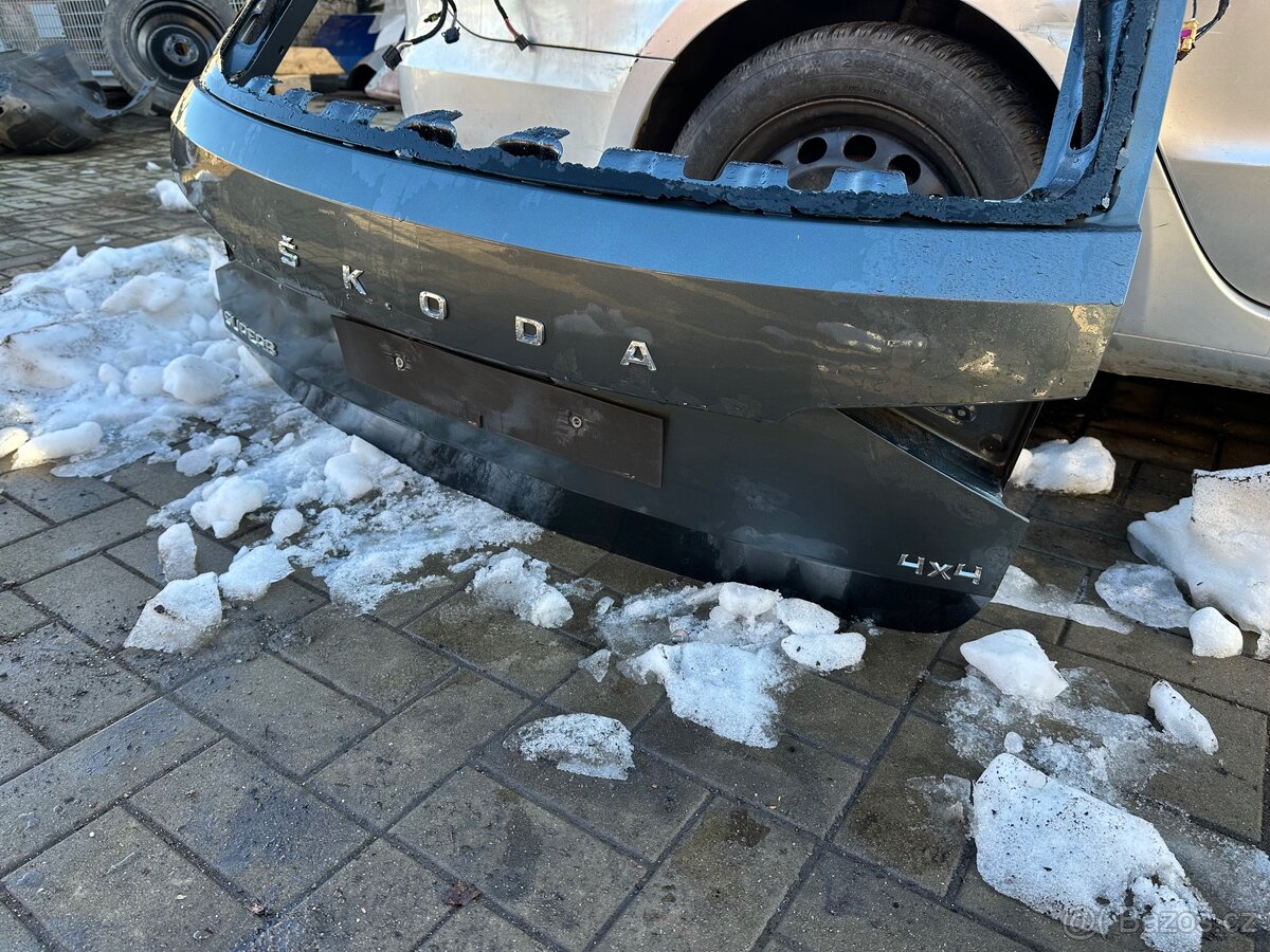 Zadní dveře Viko kufru Superb 3 2020 - 4