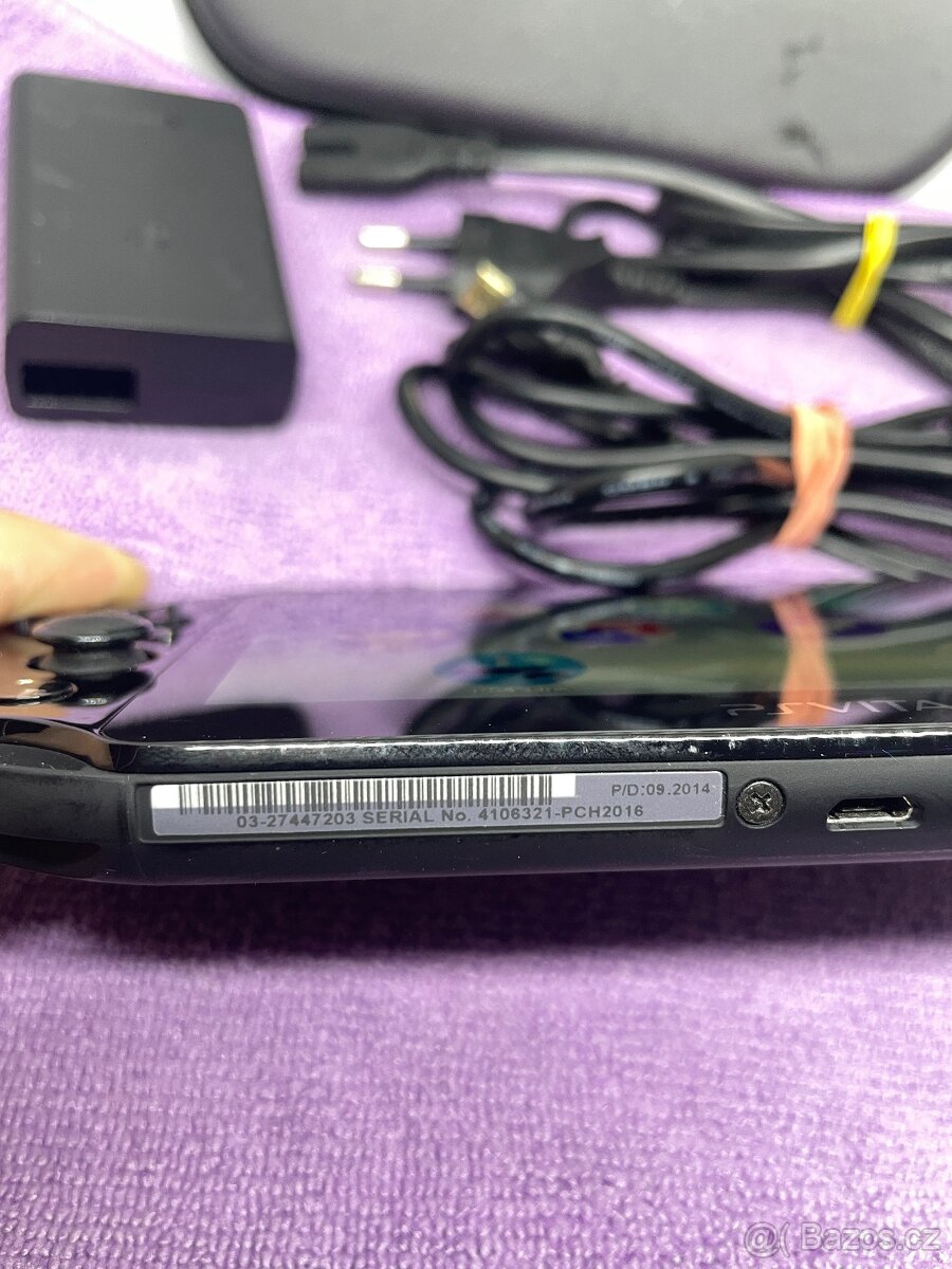 PS VITA PCH-2016 LCD displej - 4
