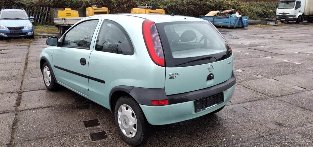 Opel Corsa C 1,0i KLIMA 2003 1.majitel Euro 4 - 4