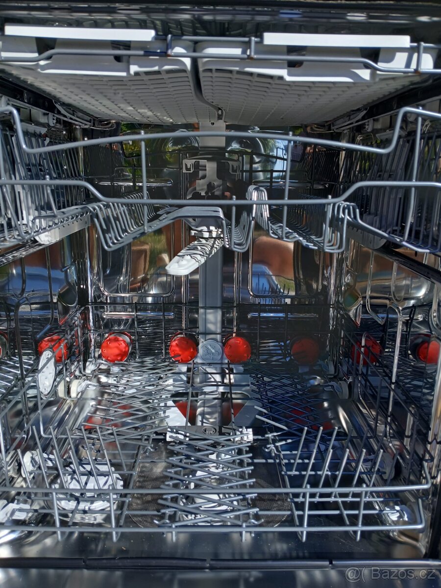 Whirpool myčka ADG 8930 - 4