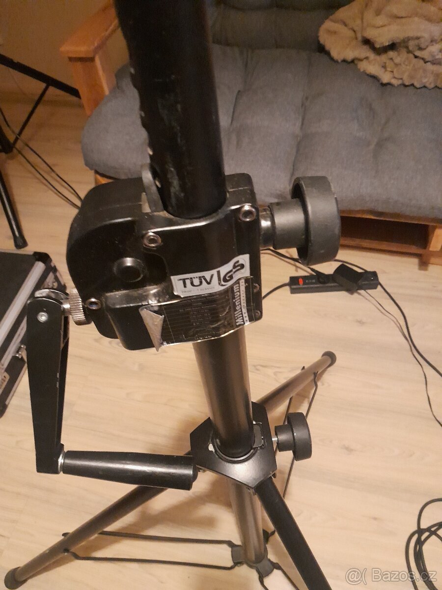 Stojany teleskopické König-Meyer na kličku typ 21311 - 4