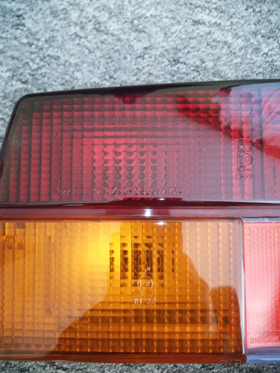 Zadní světlomet škoda 105 120 130 levý - 4