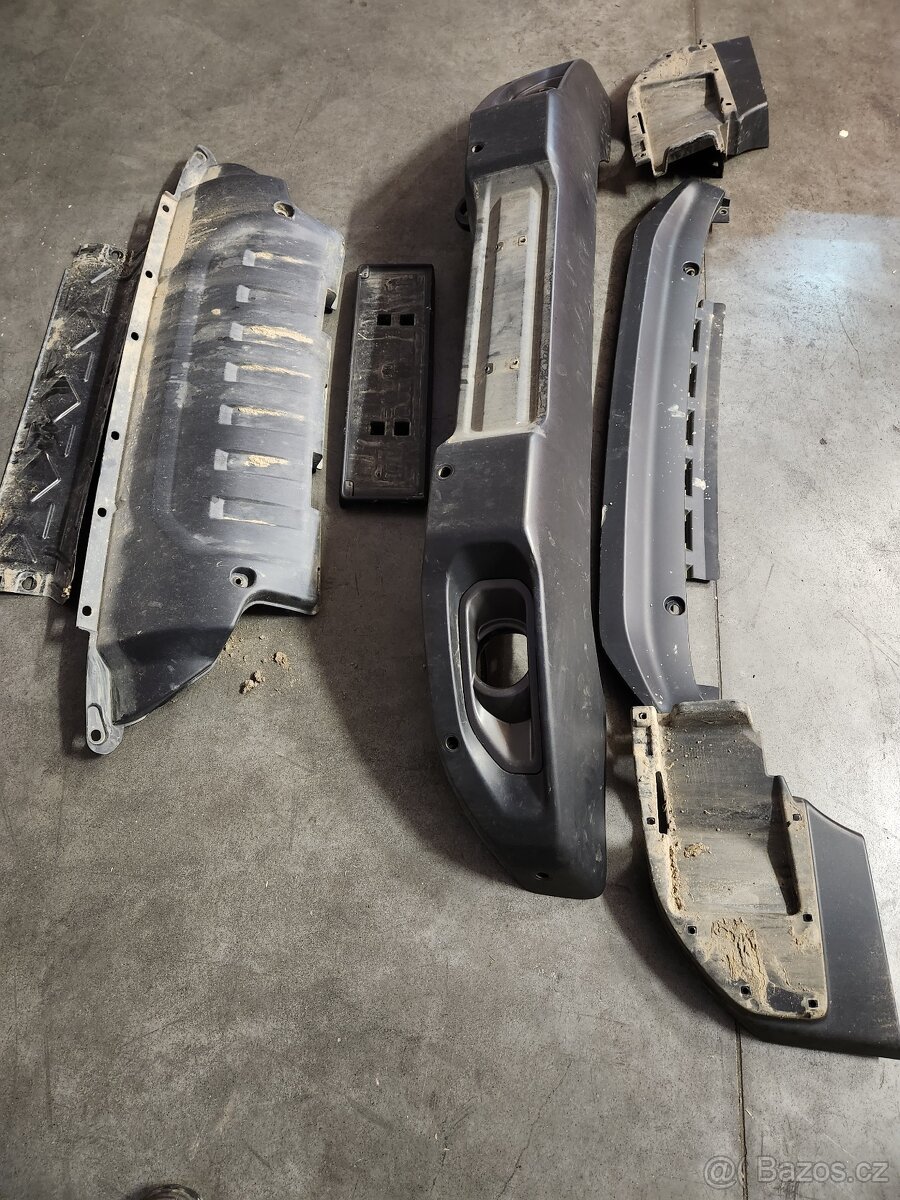 Jeep Wrangler JL nárazník přední - 4