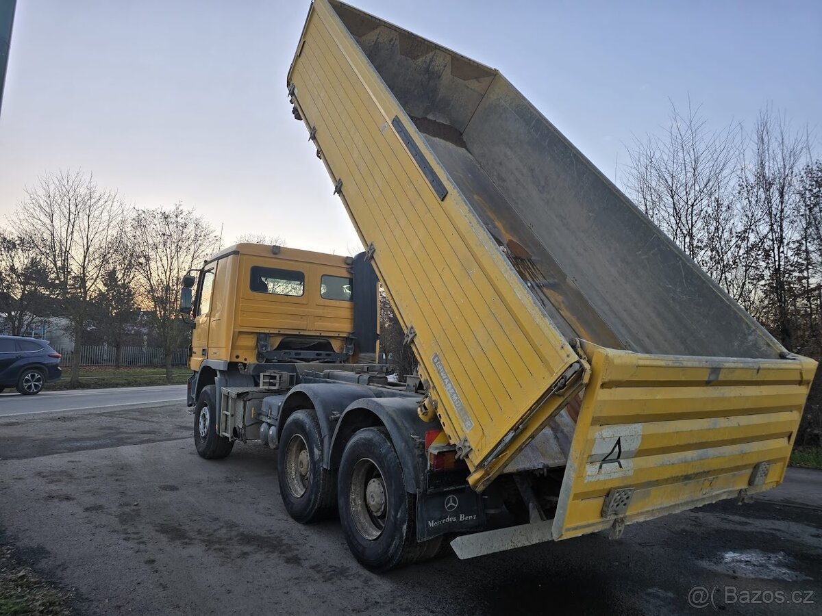 TŘÍSTRANNÝ SKLÁPĚCÍ MERCEDES ACTROS 2646 LK 6X4, MANUÁL - 4