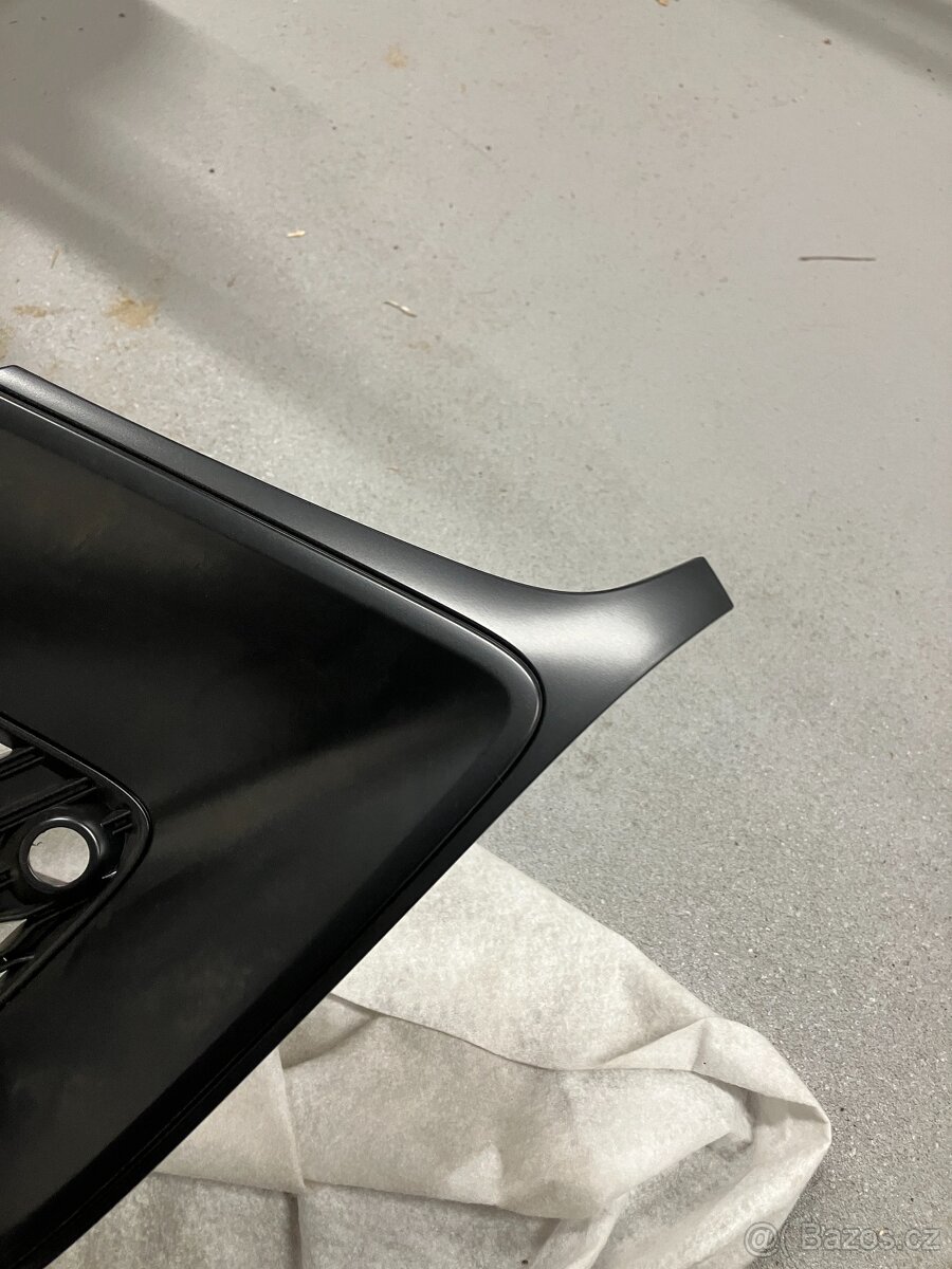 mrizka narazniku prava audi q8 s-line nova - 4