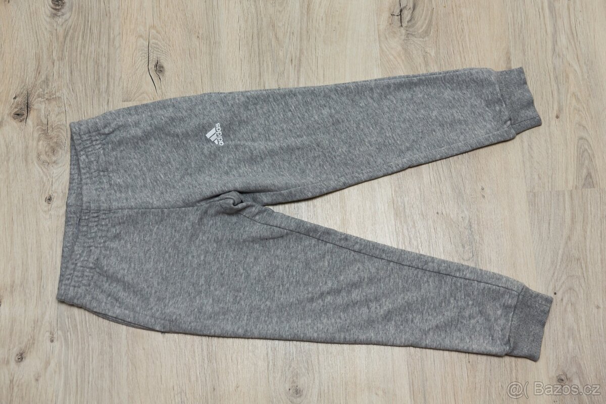 Adidas dětská tepláková souprava vel. 122 - 4