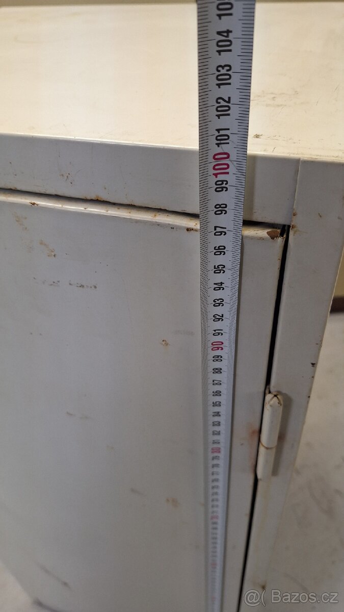 Plechová skříňka na nářadí - 4