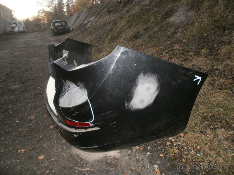 Zadní nárazník na Opel Astra J combi. - 4