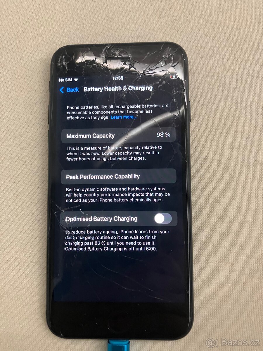 IPhone SE 128 GB - 4