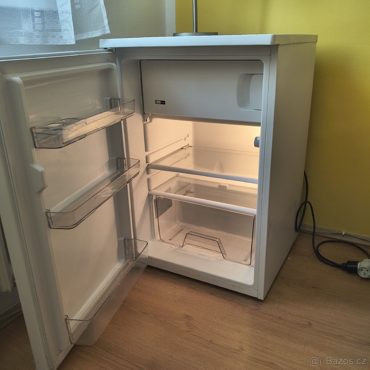 Malá lednice Gorenje - 4