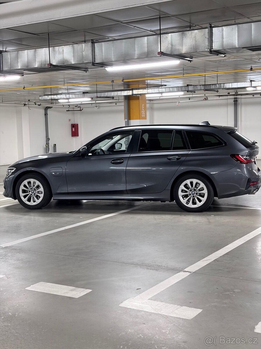 BMW 330e Touring (G21) Plug in hybrid - 4