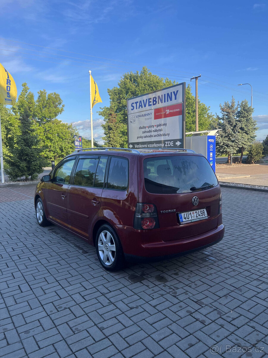 Volkswagen Touran 2.0tdi - 4