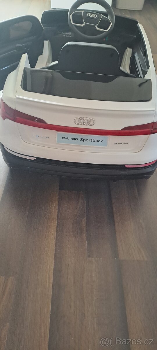 Elektrické auto Audi - 4