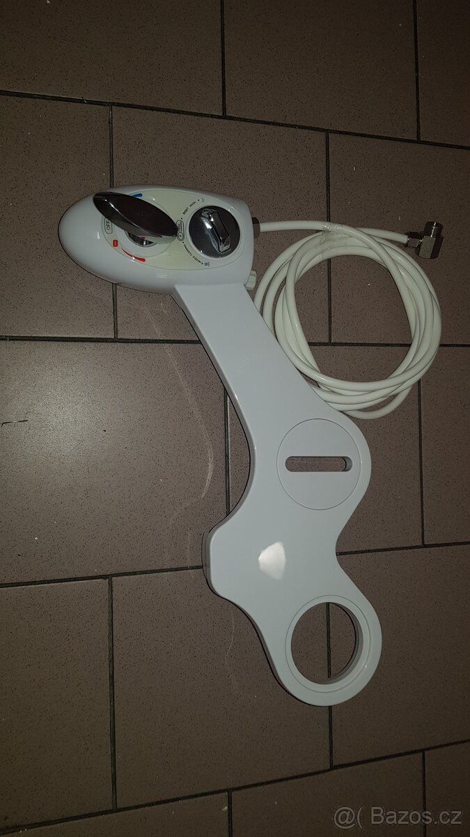 Přídavný bidet na WC - 4