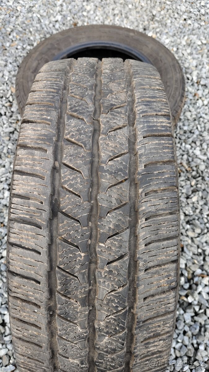 Zimní Continental 215/65 R16C - 4