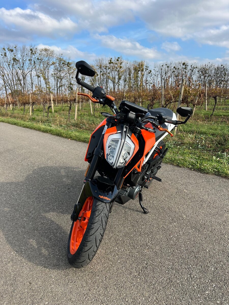 KTM DUKE 390 - 4