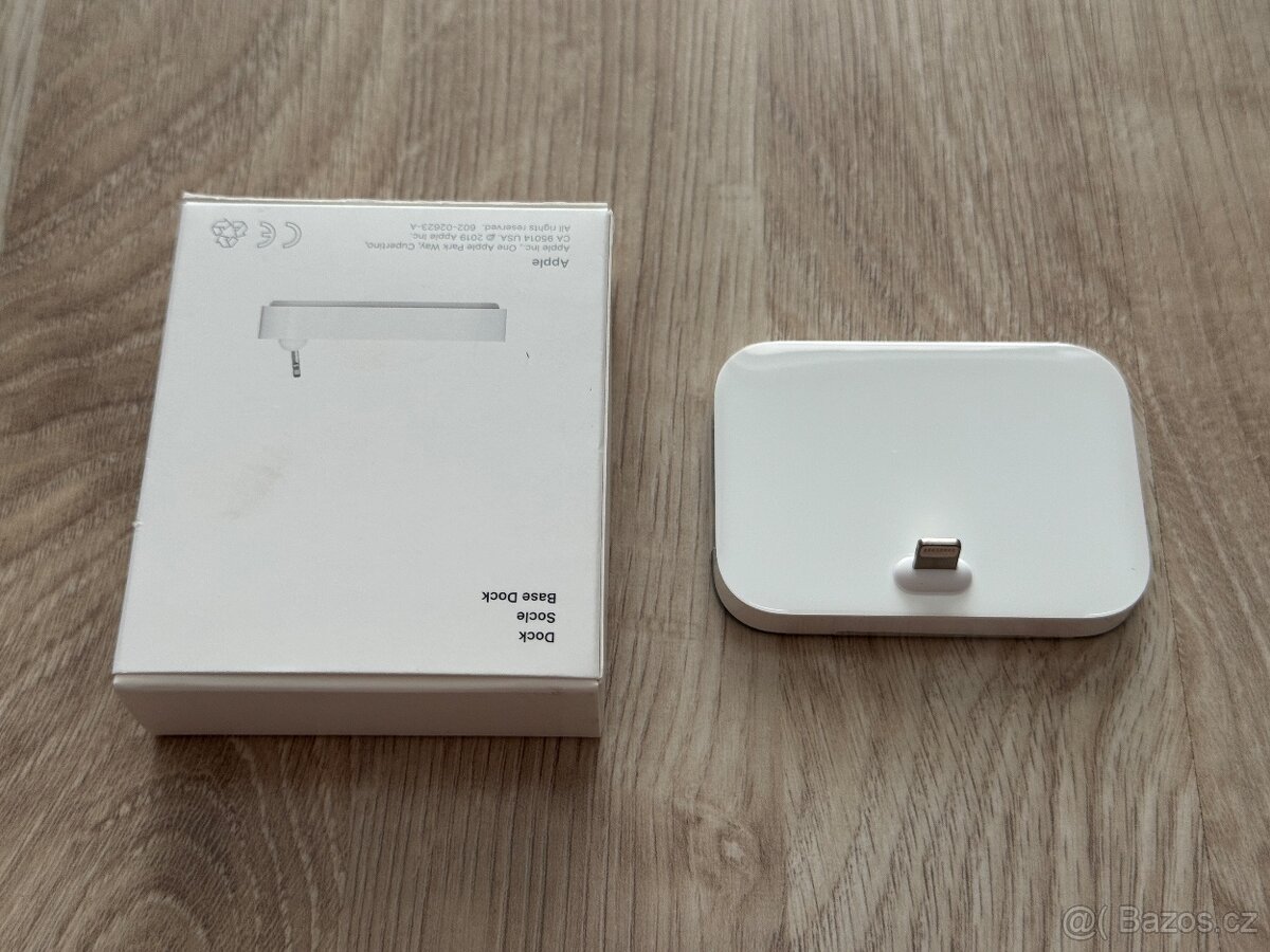 Apple iPhone Lightning Dock - White - 4