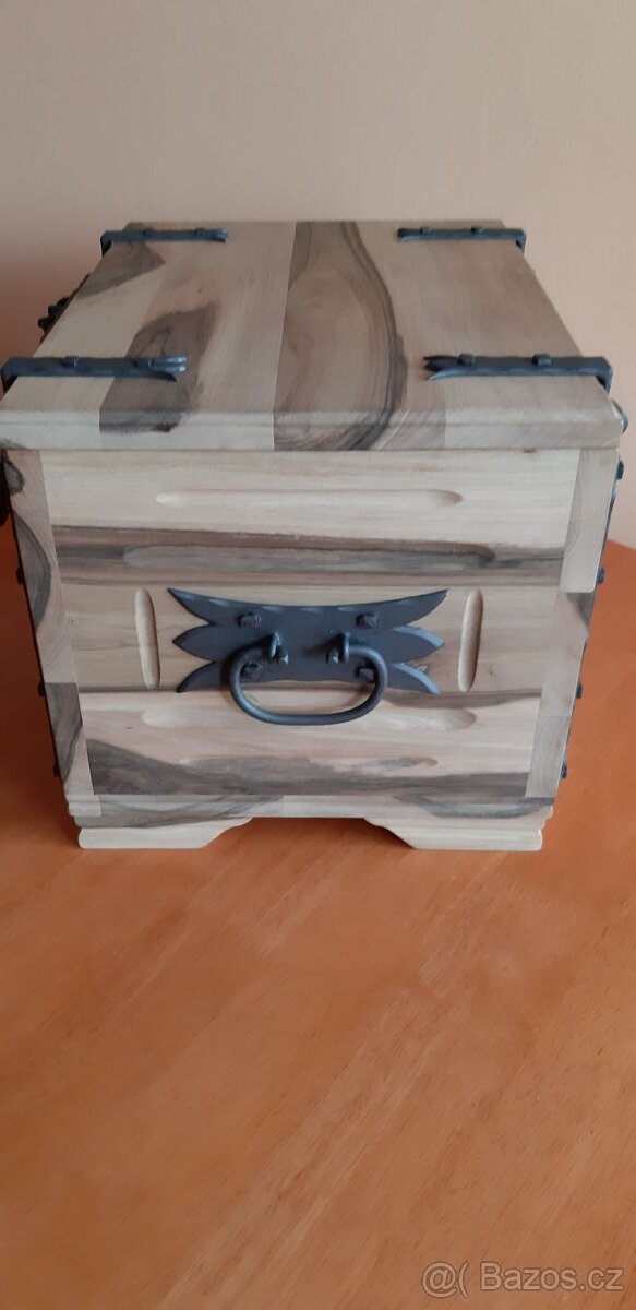 Dřevěné bedýnky z ořechu - 4