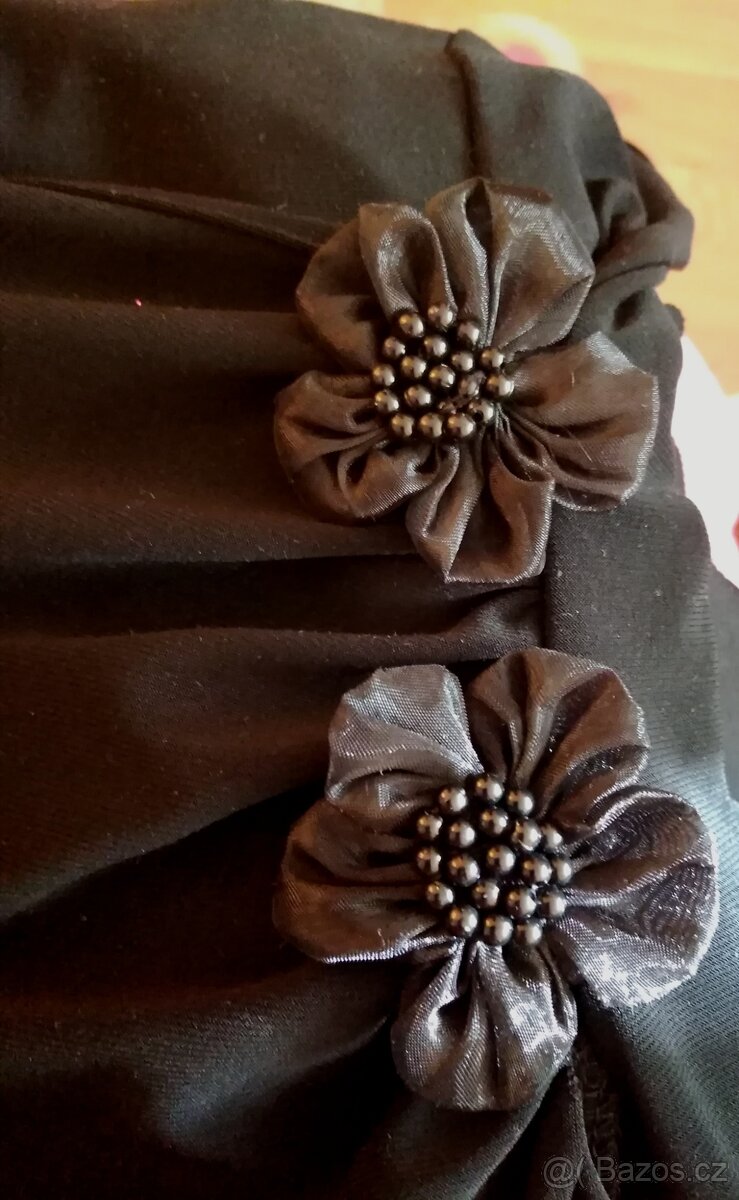 Krátké plesové šaty - 4