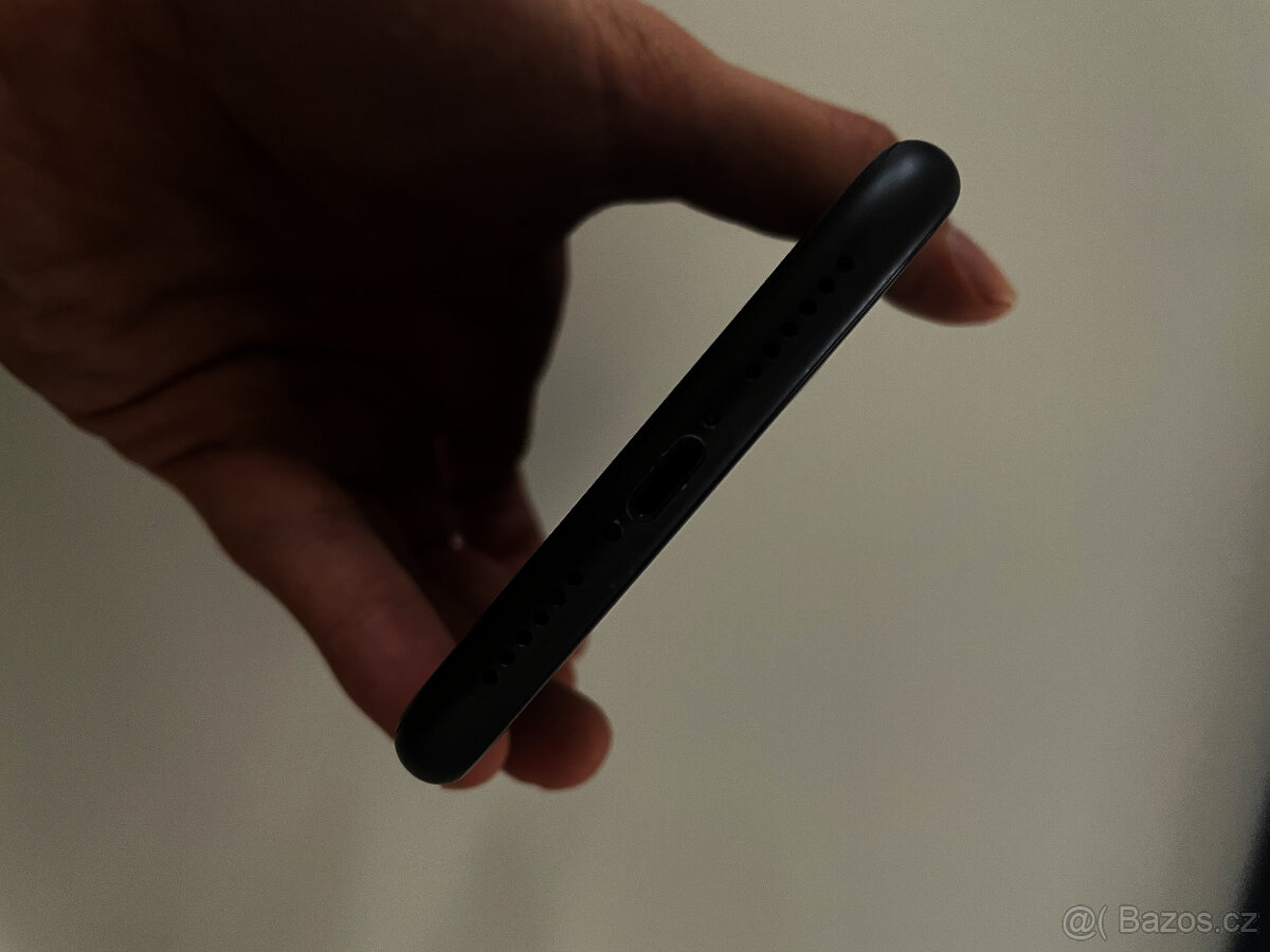 IPhone 11 - 64GB - 4