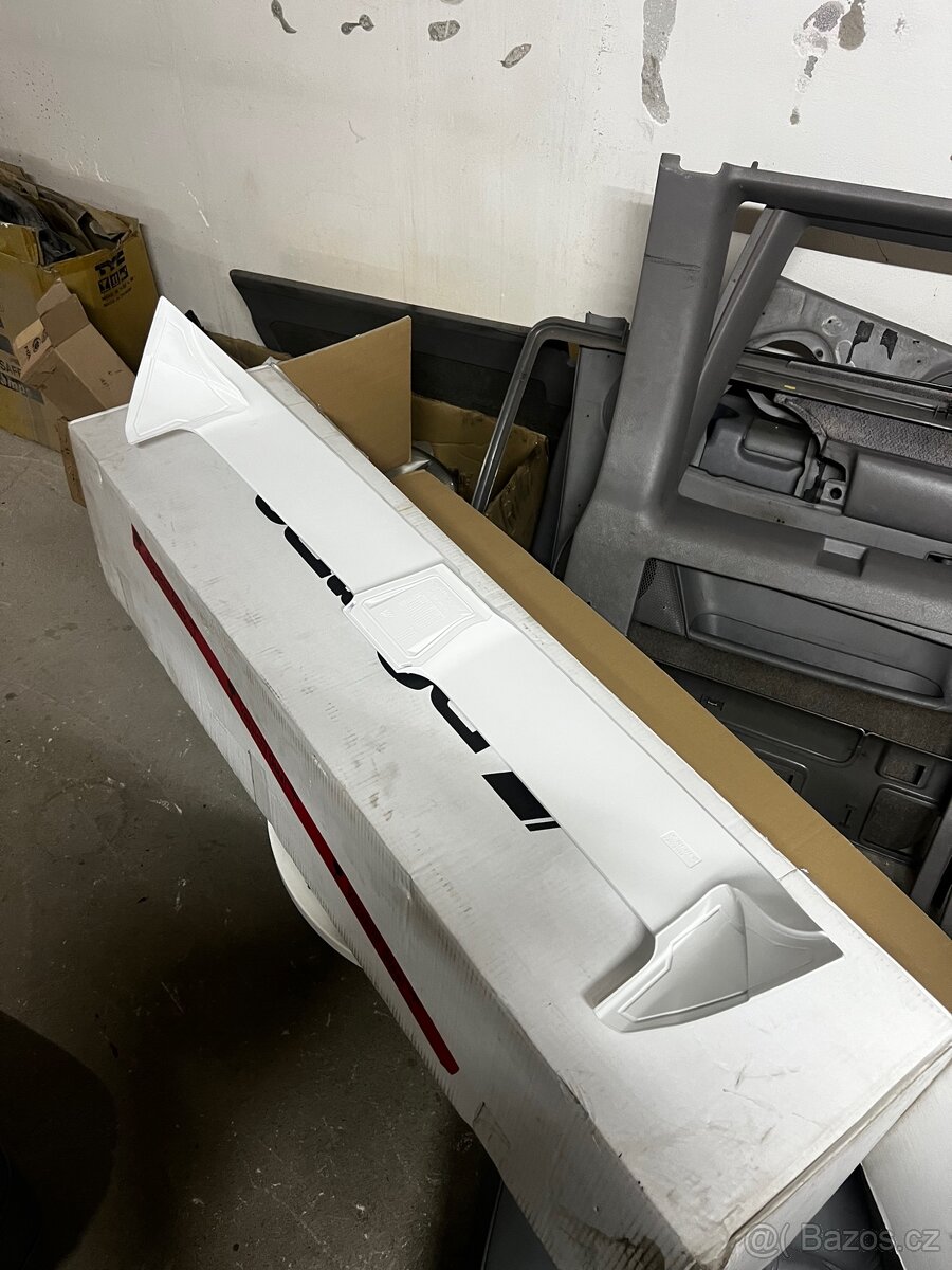 Prodám originální spoiler OETTINGER pro VW Golf 7 ( - 4